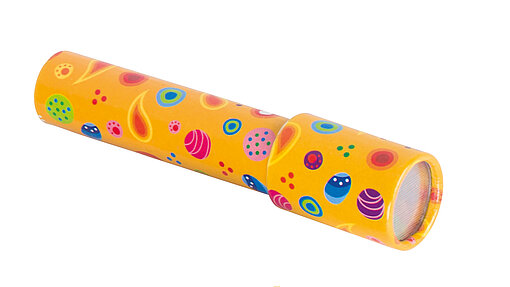 Gelbes Kaleidoskops mit bunten Motiven bedruckt.