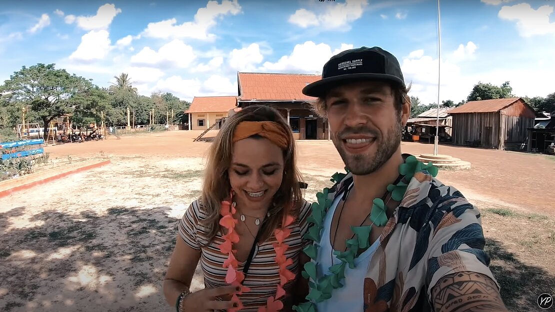 Selfie von Yvonne und Jeremy bei ihrer ersten Station.