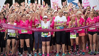 Auch Heike Drechsler, Olympiasiegerin und Gesundheitsbotschafterin der BARMER, war wieder mit dabei. © Norbert Wilhelmi