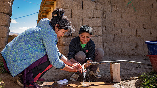 Mit einer verbesserten Wasserversorgung sollen unter anderem landwirtschaftliche Flächen bewässert und Tiere mit Trinkwassser versorgt werden.