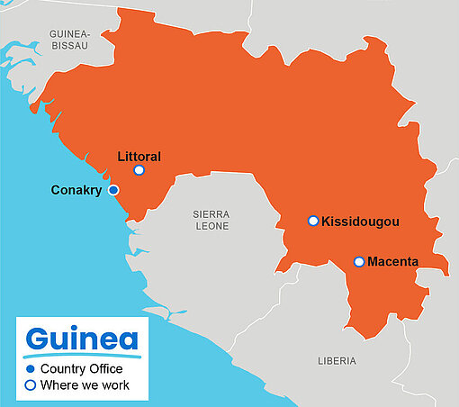 Landkarte von Guinea Karte, in der Guinea orange eingefärbt ist