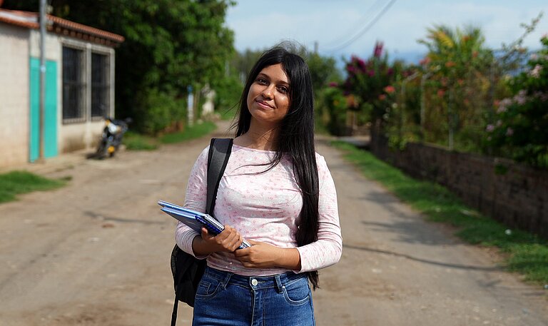 Yoselin in El Salvador