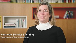 Video: Besuch beim Patenkind