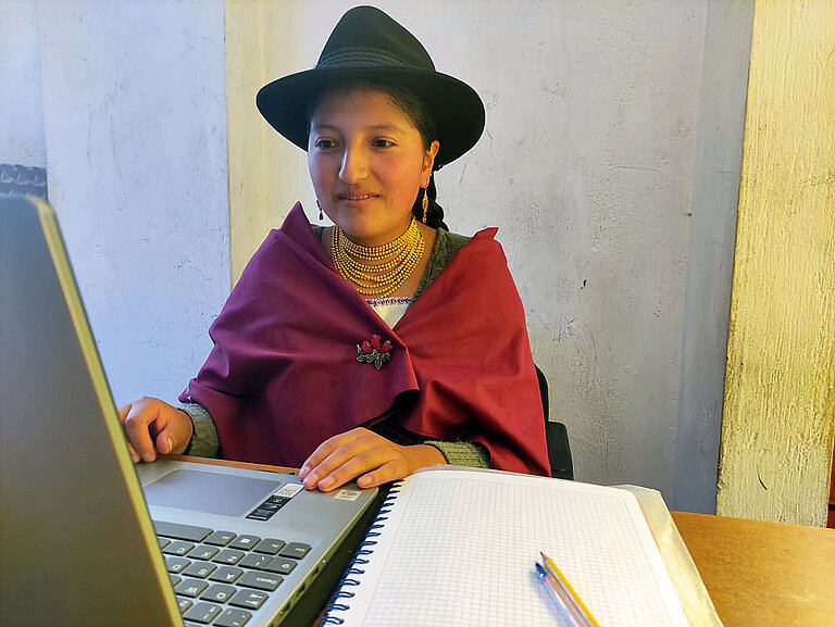 Mercy setzt während der Corona-Pandemie ihr Studium digital fort