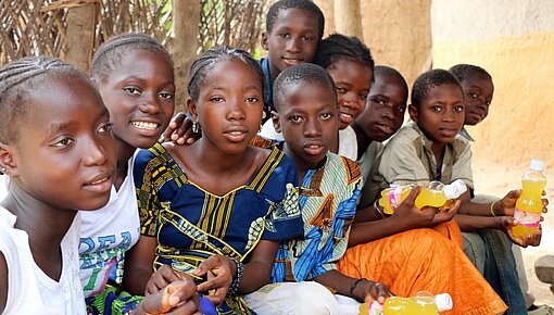 Mädchen vor Beschneidung schützen Mädchen vor Beschneidung schützen