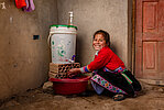 Wir verbessern die Wasserversorgung in ländlichen Gebieten in Bolivien. Wir verbessern die Wasserversorgung in ländlichen Gebieten in Bolivien. Das Bild stammt aus einem ähnlichen Projekt in Peru.