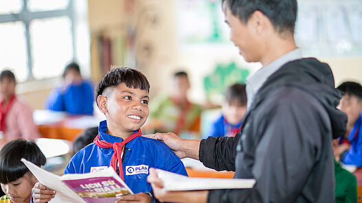 Ausstattung einer Schulberatungsstelle in Vietnam Ausstattung einer Schulberatungsstelle in Vietnam