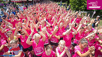 Wie im letzten Jahr, wird es bald wieder brombeerfarben beim BARMER Women’s Run. © Norbert Wilhelmi