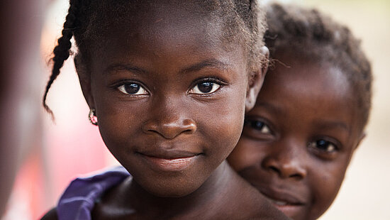 Kindern helfen mit einer Spende - Ghana