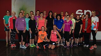 Der CRAFT Women’s Run macht´s möglich: Die Teilnehmerinnen des Barmer GEK Lauf-Workshop in Hamburg. © Axel Heller Der CRAFT Women’s Run macht´s möglich: Die Teilnehmerinnen des Barmer GEK Lauf-Workshop in Hamburg. © Axel Heller