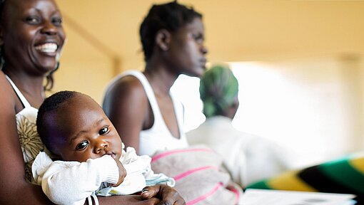 Mutter-Kind-Gesundheit stärken Mutter-Kind-Gesundheit stärken