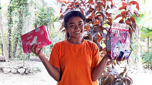 Set zur Menstruationshygiene in Laos