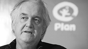 Henning Mankell engagierte sich seit vielen Jahren für benachteiligte Kinder in Entwicklungsländern. ©Thorsten Schmidtkorn/Plan