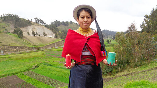 Berufszertifikate über technische Fertigkeiten für einen Jugendlichen in Ecuador