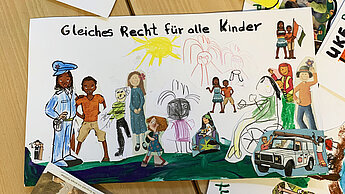 Mit und für Kinder arbeiten – dieses Motto steht im Mittelpunkt der Arbeit von Plan. © Plan International