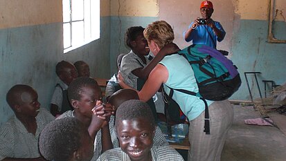 Patenbesuch: Abschied von Margret in Sambia