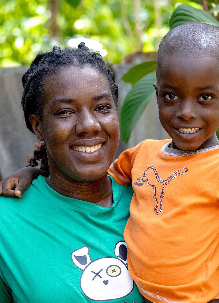 Marceline mit ihrem Sohn 