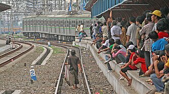 Gedrängel am Hauptbahnhof von Jakarta