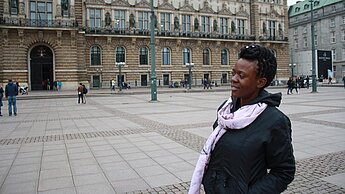 Nono bei ihrem Besuch in Hamburg im Mai 2016. © Plan Nono bei ihrem Besuch in Hamburg im Mai 2016. © Plan