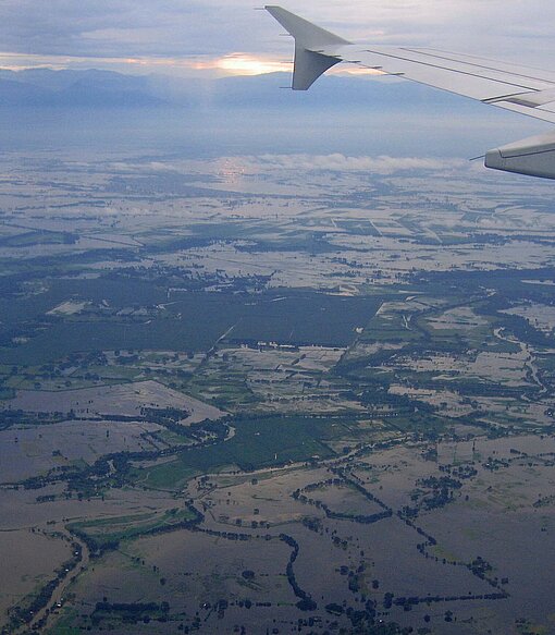 Blick aus einem Flugzeug