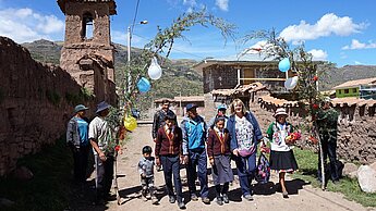 Ein Rundgang durch das Dort im südlichen Peru Ein Rundgang durch das Dort im südlichen Peru