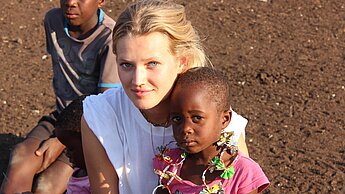 Mit 16 übernahm die heute 22-Jährige Toni Garrn ihre erste Patenschaft. © AJG Model-Support GmbH