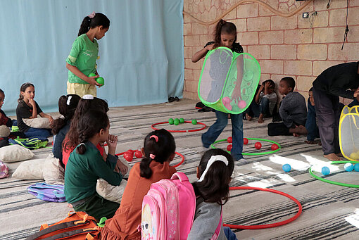 Kinder im Lernzentrum in Gaza