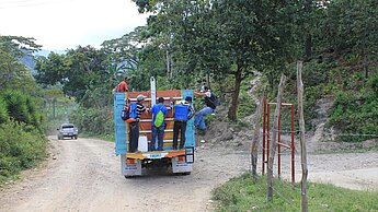 Etwa 14.000 Menschen sitzen laut mexikanischen Medienberichten derzeit in Guatemala fest und versuchen verzweifelt das Land zu verlassen. © Plan International