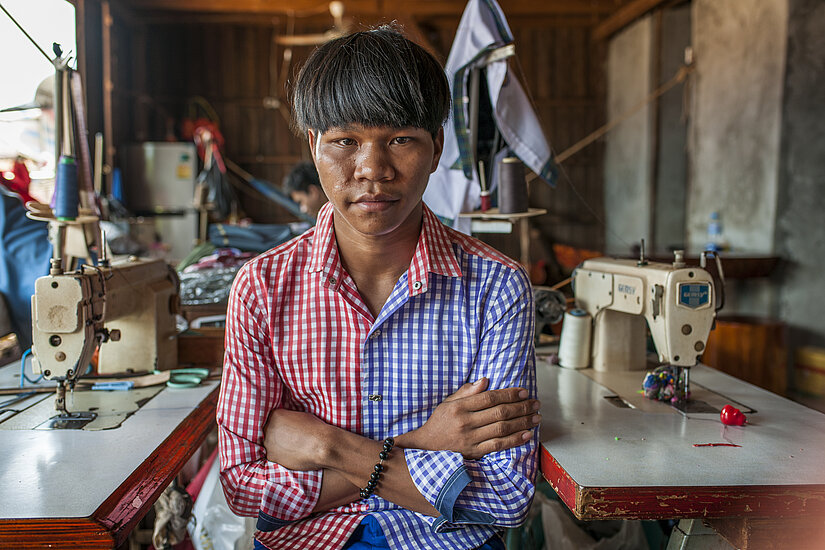 Chhoy, 18 Jahre, Kambodscha. © Plan International / François Struzik