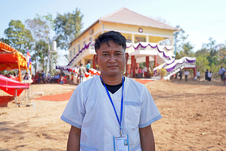 Sen Pisey leitet das neue Gesundheitszentrum im Distrikt Siem Pang