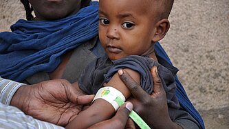 Ein Großteil der Kinder ist unterernährt, es fehlen Lebensmittel und Medikamente. © Plan Internation