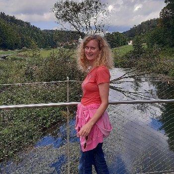 Maryann O., Konstanz Maryann O.