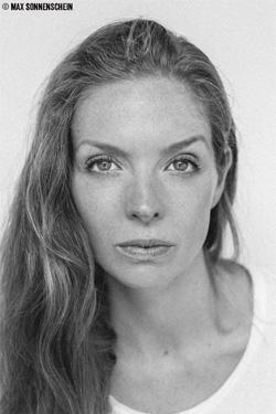 Pheline Roggan