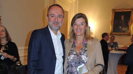 Bundesminister Drozda mit Vorstandsmitglied Dr. Dorothee Ritz von Plan International Bundesminister Drozda mit Vorstandsmitglied Dr. Dorothee Ritz von Plan International
