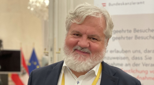 APA Chefredakteur und Juror des Preises Hr. Bruckenberger (c) Stiftung Hilfe mit Plan Österreich