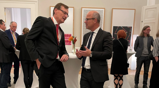 Hr. Kralinger, Hr. Mair (c) Stiftung Hilfe mit Plan Österreich