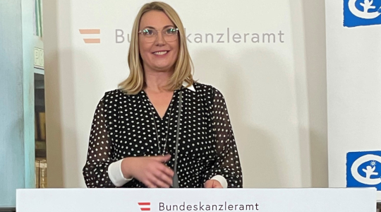 Preisträgerin Brigitte Quint (c) Stiftung Hilfe mit Plan Österreich