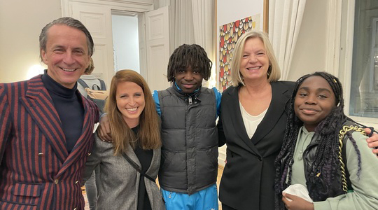 Christian Rainer, Vanessa Böttcher, Daniel Sulaka, Andrea Puschl, Bene Sulaka (c) Stiftung Hilfe mit Plan Ö