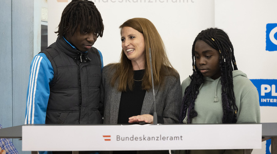 Daniel Sulaka, Vanessa Böttcher, Bene Sulaka (c) BKA Alexander Zillbauer