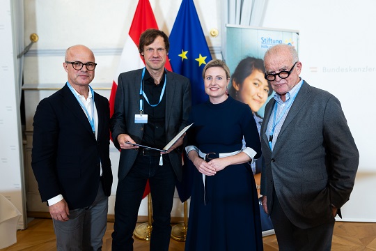 Markus Mair, Gerald John, Susanne Raab, Rudi Klausnitzer (c) BKA_Christopher Dunker